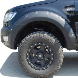 Kotflügelverbreiterungen K6 Offroad für den Ford Ranger ab 2015 Doka