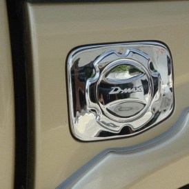 Tankklappencover chrome und schwarz für Isuzu D-Max 2002 bis 2012