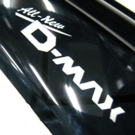 Windabweiser V1 schwarz glänzend für die Seitenscheiben für Isuzu D-MAX ab 2012